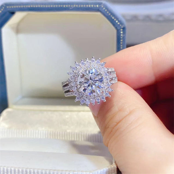 2 Karat D Color Moissanite Ring