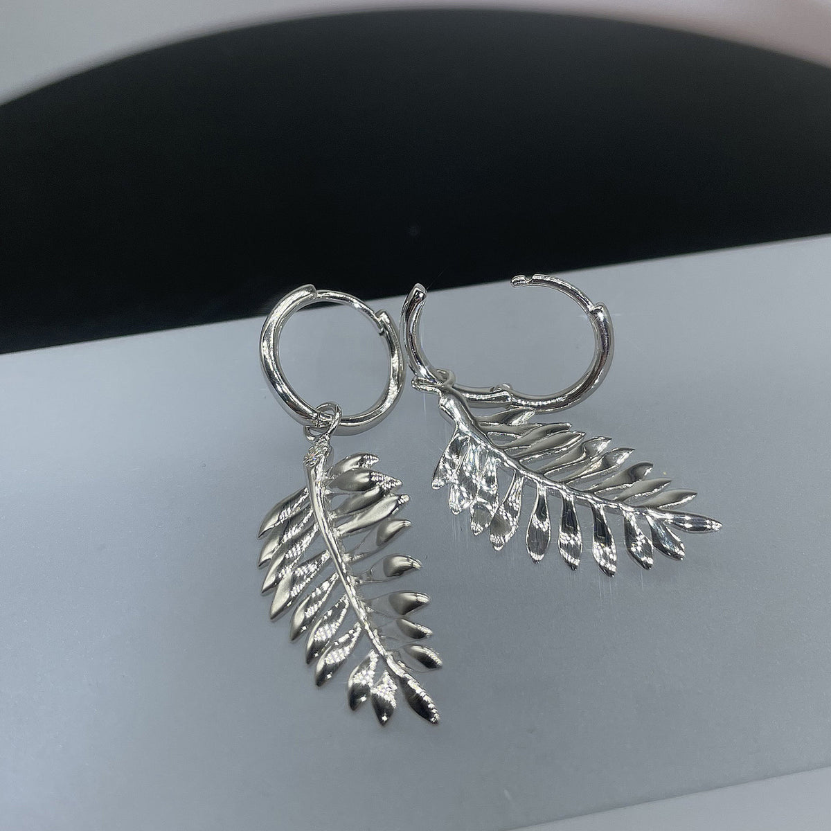 925 Sterling Silver Leaves Moissanite Ear Clips Earrings