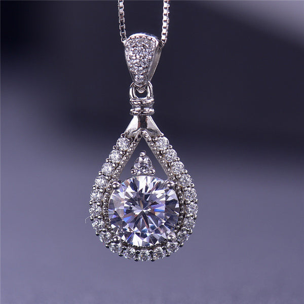 Women's Fashion Sterling Silver Moissanite Diamond Pendant Necklace