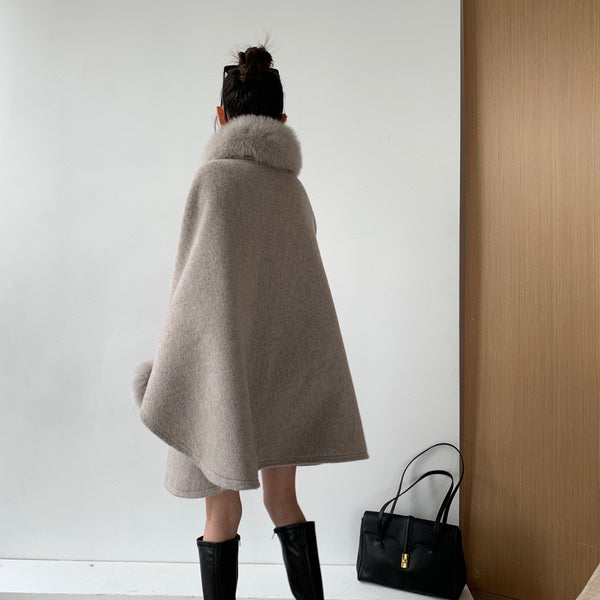 Cape Fox Fur Collar Cashmere Wavy Coat