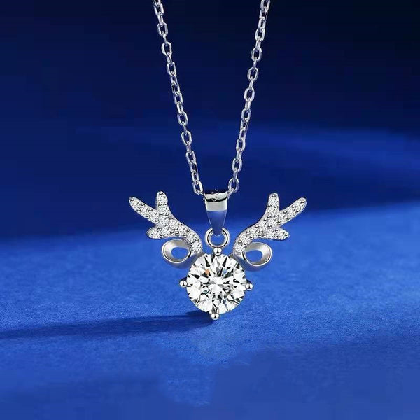 D Color Moissanite Fashion Cute Deer Pendant Exquisite Necklace