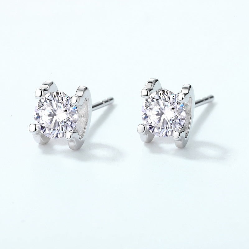 Simple Moissanite Bull Head Sterling Silver Stud Earrings For Women's Wedding