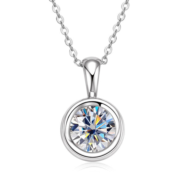 Female Design Sense Moissanite Pendant Necklace S925 Silver Clavicle Chain