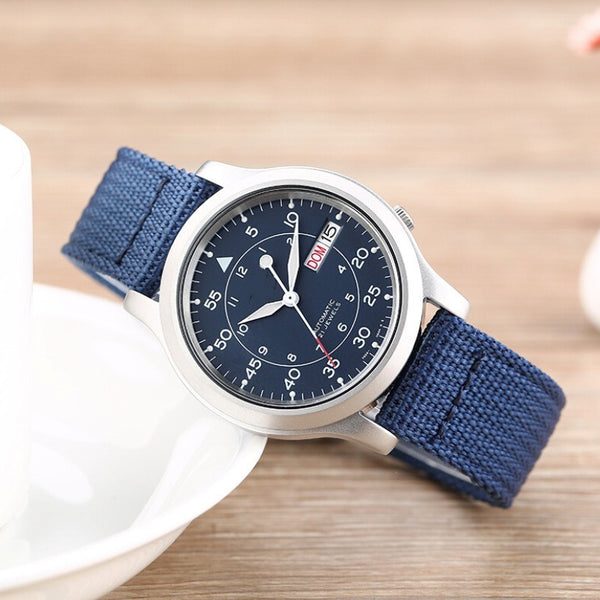 Men's Alloy Nylon Strap Three-pin Quartz Watch