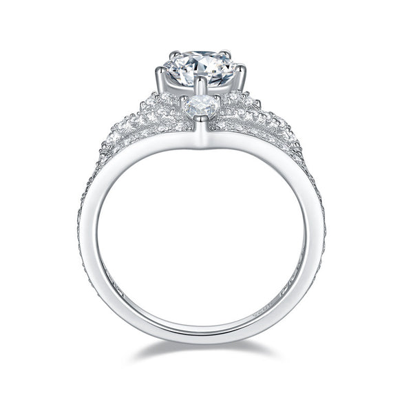 Moissanite Crown New Women's Ring